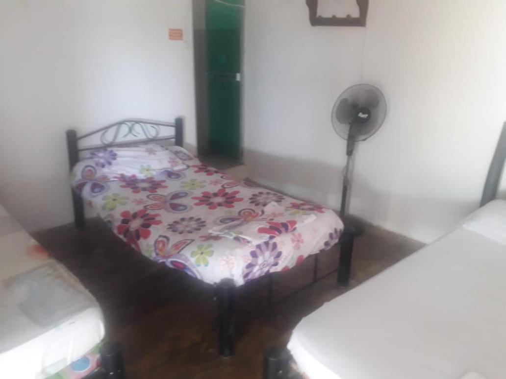 Posada La Tranquilidad Villavieja Buitenkant foto
