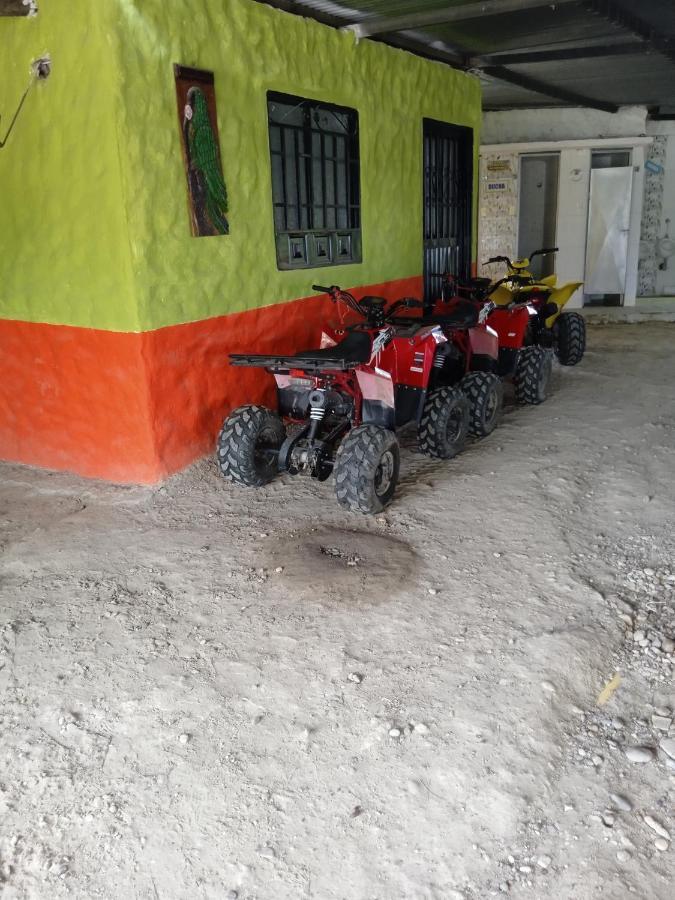 Posada La Tranquilidad Villavieja Buitenkant foto